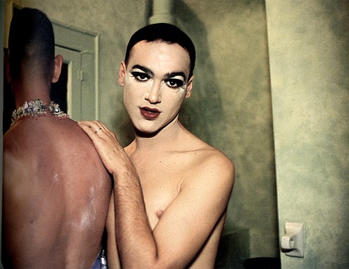 "Jimmy Paulette and Tabboo in the Bathroom", 1991 (fonte: americansuburbx.com)